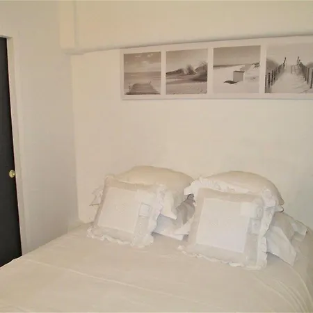 Appartement j simon * Parigi